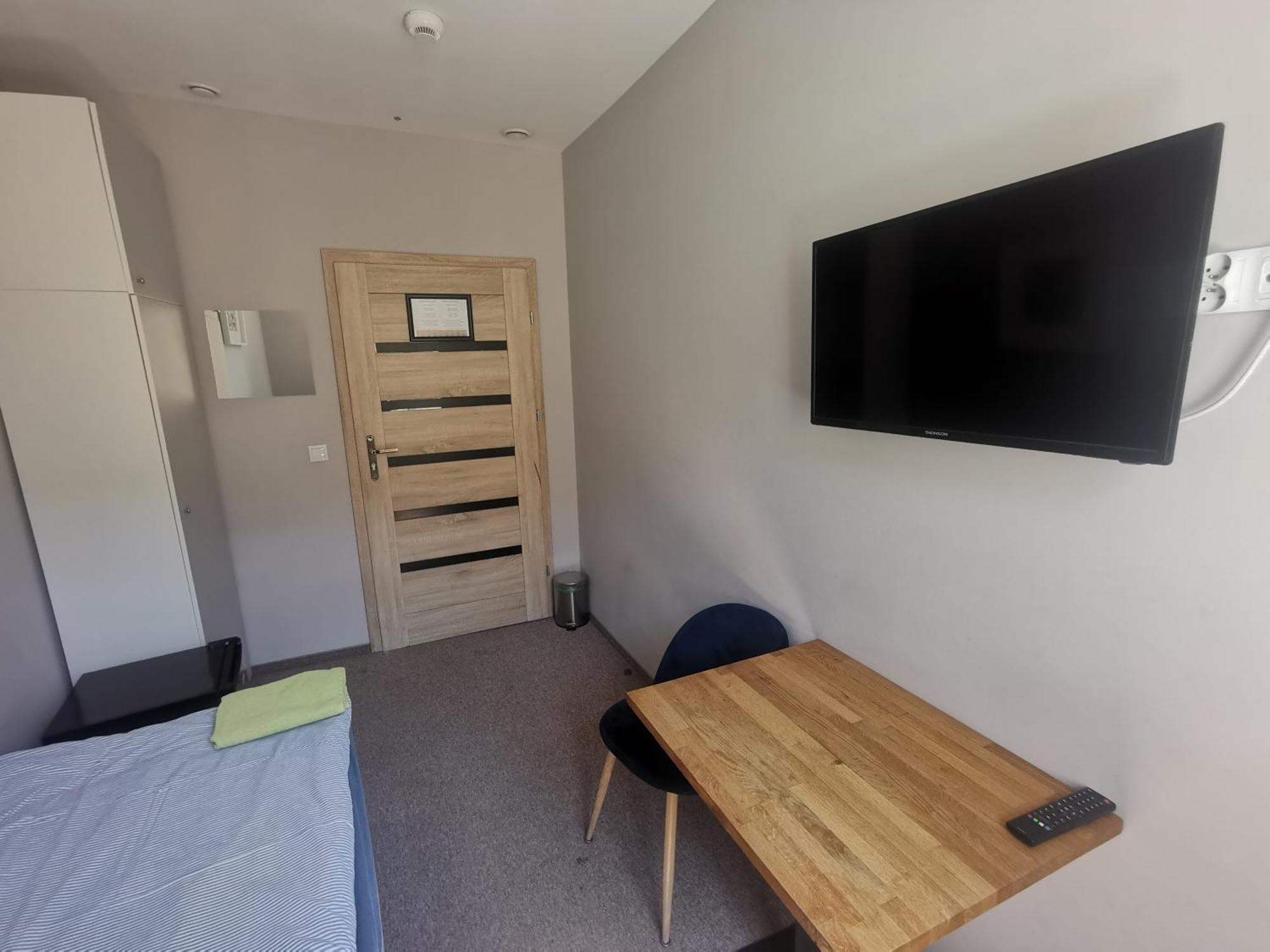 Bemma Apart Hostel Wroclaw Ngoại thất bức ảnh