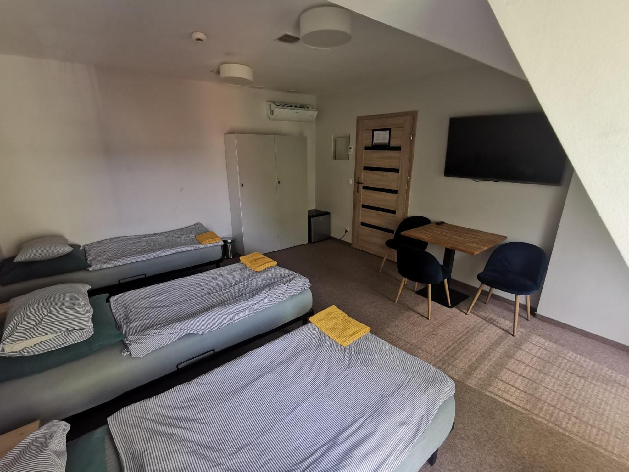 Bemma Apart Hostel Wroclaw Ngoại thất bức ảnh
