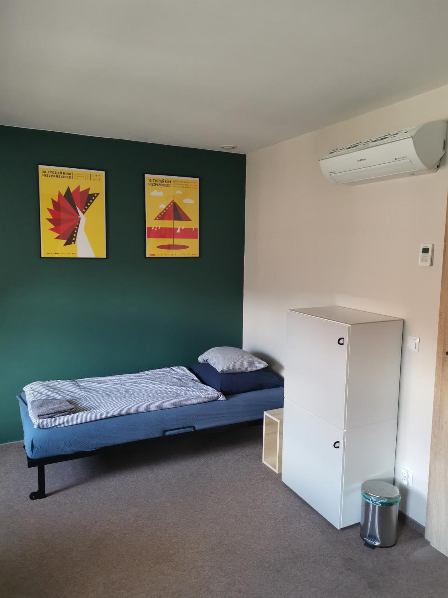 Bemma Apart Hostel Wroclaw Ngoại thất bức ảnh